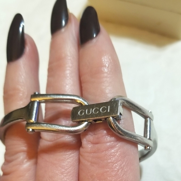 GUCCI 1500L Series Watch - Picture 3 of 7